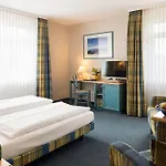 Sylter Domizil Hotel 4*