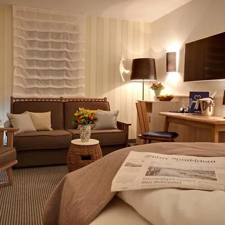 Sylter Domizil Hotel 4*