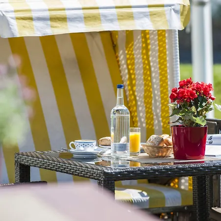 Sylter Domizil Hotell 4*