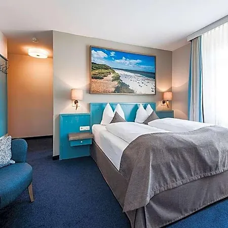 فندق Sylter Domizil 4*